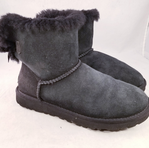 UGG AUSTRALIA BAILEY ANKLE BLACK SUEDE WOMEN BOOTS SZ 8 - Picture 4 of 11